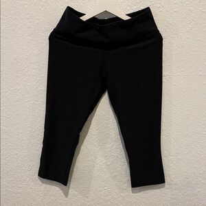 Women’s Nike 3/4 Black Leggings